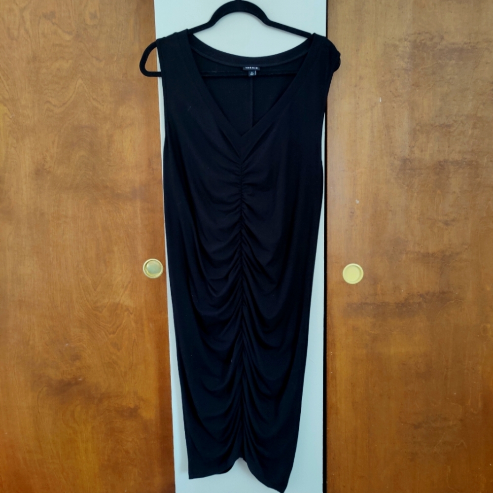 Torrid Black Sleeveless Bodycon Dress